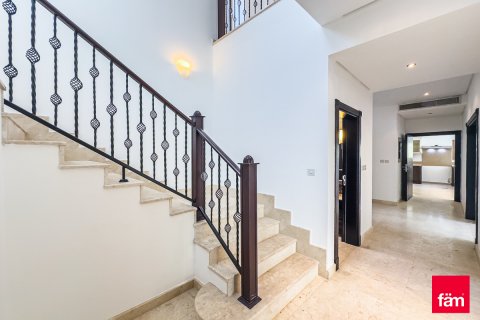 Huvila Al Furjan, Dubai, Arabiemiraatit 3 makuuhuonetta, 600 m2 № 630233 - kuva 12