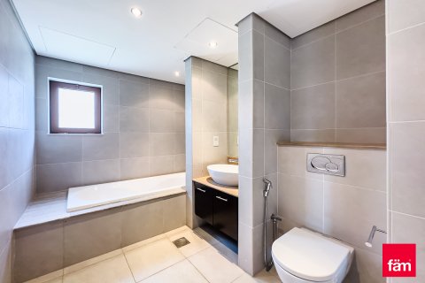 Huvila Al Furjan, Dubai, Arabiemiraatit 3 makuuhuonetta, 600 m2 № 630233 - kuva 15