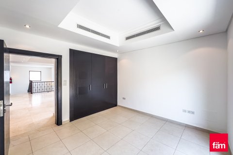 Huvila Al Furjan, Dubai, Arabiemiraatit 3 makuuhuonetta, 600 m2 № 630233 - kuva 24