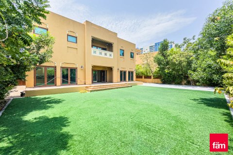 Huvila Al Furjan, Dubai, Arabiemiraatit 3 makuuhuonetta, 600 m2 № 630233 - kuva 2