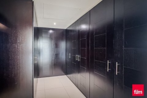 Huvila Al Furjan, Dubai, Arabiemiraatit 3 makuuhuonetta, 600 m2 № 630233 - kuva 9