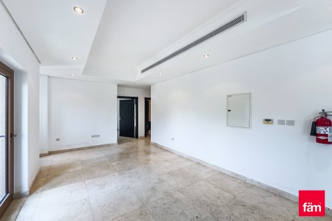 Huvila Al Furjan, Dubai, Arabiemiraatit 3 makuuhuonetta, 600 m2 № 630233 - kuva 11