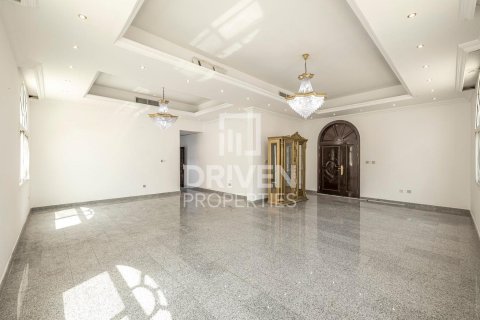 Villa til leie i Jumeirah, Dubai, Emiratene 5 soverom, 595 kvm Nr. 684272 - Foto 12