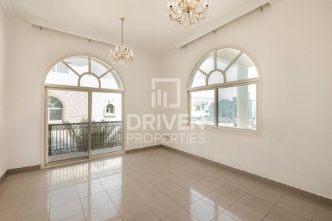 Villa til leie i Jumeirah, Dubai, Emiratene 5 soverom, 595 kvm Nr. 684272 - Foto 17