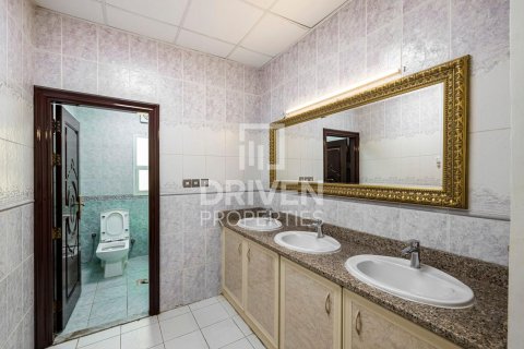 Villa til leie i Jumeirah, Dubai, Emiratene 5 soverom, 595 kvm Nr. 684272 - Foto 25