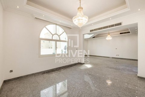 Villa til leie i Jumeirah, Dubai, Emiratene 5 soverom, 595 kvm Nr. 684272 - Foto 8