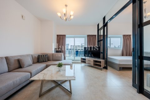 Apartment in Jumeirah Lake Towers, Dubai, UAE 1 bedroom, 84.63463300 sq.m. № 705015 - photo 4