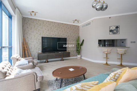 Apartment in Jumeirah Lake Towers, Dubai, UAE 1 bedroom, 92.1 sq.m. № 636691 - photo 1