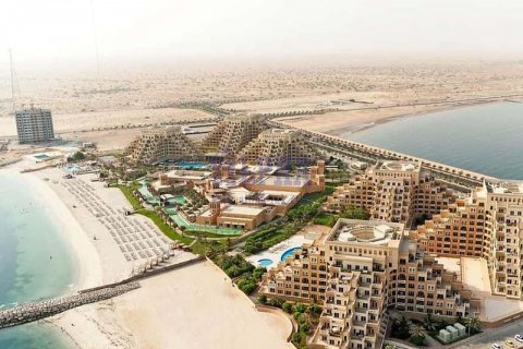 Apartment in Al Marjan Island, Ras Al Khaimah, UAE 1 bedroom, 130.2 sq.m. № 636690 - photo 1