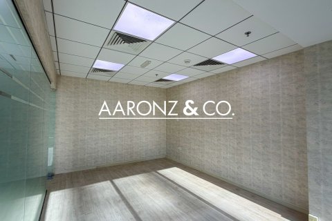 Business Bay, Dubai, UAE의 판매용 사무실 70제곱미터 번호 687687 - 사진 6
