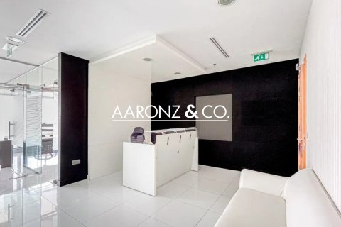 Business Bay, Dubai, UAE의 판매용 사무실 78제곱미터 번호 687685 - 사진 5