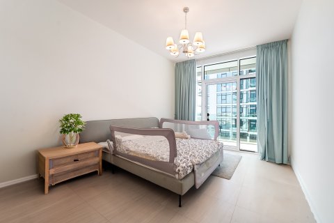 Lägenhet till försäljning i Al Kifaf, Dubai, UAE 2 sovrum, 144 kvm Nr. 696033 - fotografi 10