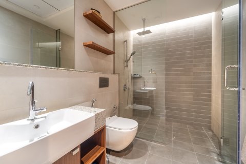 Lägenhet till försäljning i Al Kifaf, Dubai, UAE 2 sovrum, 144 kvm Nr. 696033 - fotografi 12