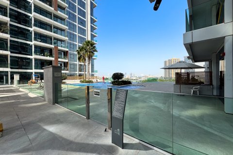 Lägenhet till försäljning i Al Kifaf, Dubai, UAE 2 sovrum, 144 kvm Nr. 696033 - fotografi 19