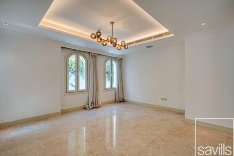 Vila di Jumeirah Golf Estates, Dubai, UAE 4 bilik tidur, 704.48 meter persegi № 747523 - foto 10