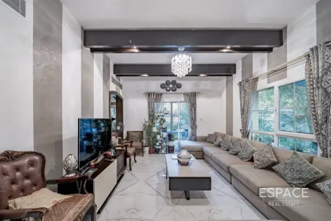 Vila u gradu The Lakes, Dubai, UAE 3 spavaće sobe, 270 m2 Br. 737995 - Slika 2