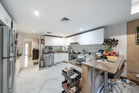 Vila u gradu The Lakes, Dubai, UAE 3 spavaće sobe, 270 m2 Br. 737995 - Slika 5