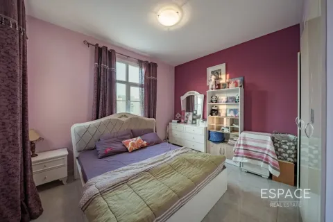 Vila u gradu The Lakes, Dubai, UAE 3 spavaće sobe, 270 m2 Br. 737995 - Slika 13