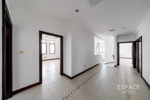 Villa zum Verkauf in Palm Jumeirah, Dubai, VAE 4 Schlafzimmer, 465 m2 Nr. 737994 - Foto 14