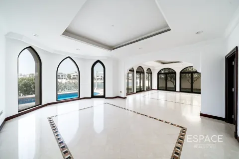 Villa zum Verkauf in Palm Jumeirah, Dubai, VAE 4 Schlafzimmer, 465 m2 Nr. 737994 - Foto 3