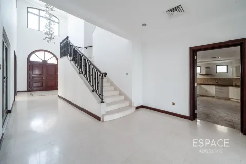 Villa zum Verkauf in Palm Jumeirah, Dubai, VAE 4 Schlafzimmer, 465 m2 Nr. 737994 - Foto 5