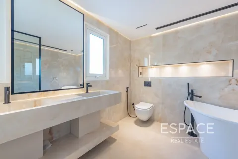Müüa villa asukohaga Meadows, Dubai, AÜE: 4 magamistoaga, 390 m² Nr 738011 - pilt 16