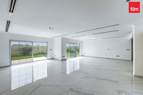 Villa in Dubai, UAE 4 bedrooms, 514.2 sq.m. № 638368 - photo 7