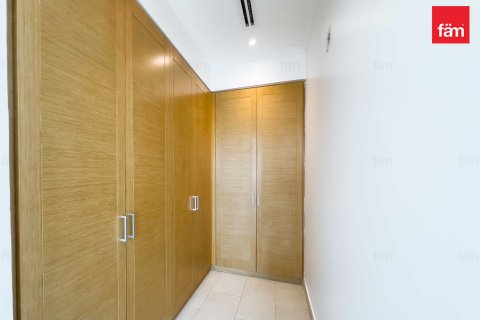 Villa in Dubai, UAE 4 bedrooms, 514.2 sq.m. № 638368 - photo 17