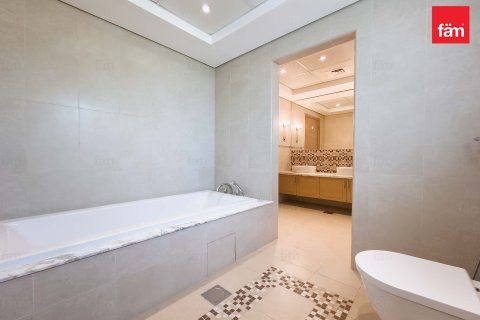 Villa in Dubai, UAE 4 bedrooms, 514.2 sq.m. № 638368 - photo 24
