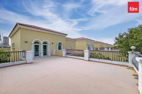 Villa in Dubai, UAE 4 bedrooms, 514.2 sq.m. № 638368 - photo 30