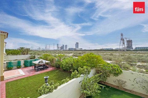 Villa in Dubai, UAE 4 bedrooms, 514.2 sq.m. № 638368 - photo 2