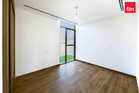 Villa te huur in Al Furjan, Dubai, VAE 4 slaapkamers, 366.6 vr.m., nr 638366 - foto 13