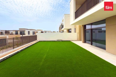 Villa te huur in Al Furjan, Dubai, VAE 4 slaapkamers, 366.6 vr.m., nr 638366 - foto 29