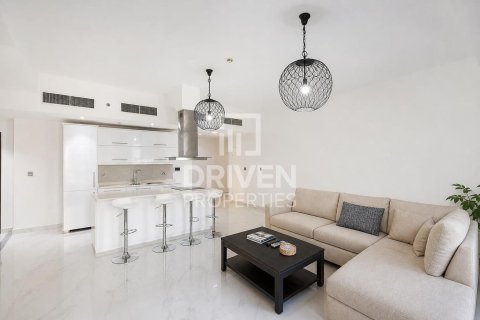 Apartamento en alquiler en Jumeirah Beach Residence, Dubai, EAU 1 dormitorio, 108.6 m2 № 768649 - foto 1
