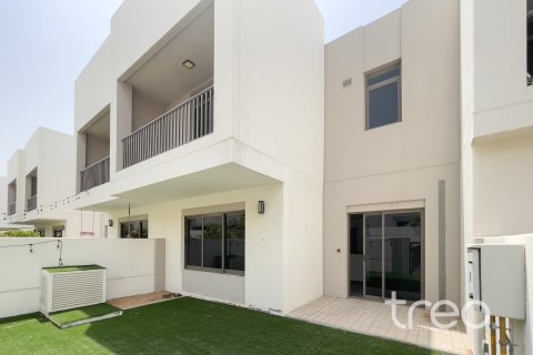 Villa te huur in Town Square, Dubai, VAE 3 slaapkamers, 188.22 vr.m., nr 733820 - foto 10