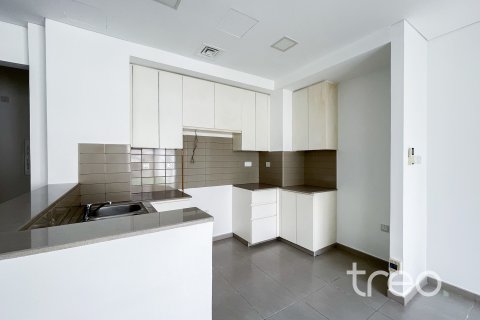 Villa te huur in Town Square, Dubai, VAE 3 slaapkamers, 188.22 vr.m., nr 733820 - foto 3