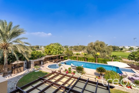 Villa till försäljning i Arabian Ranches, Dubai, UAE 5 sovrum, 671.69 kvm Nr. 733895 - fotografi 14