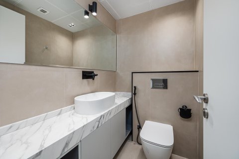 Apartment in Jumeirah Lake Towers, Dubai, UAE 1 bedroom, 89.84 sq.m. № 749743 - photo 8