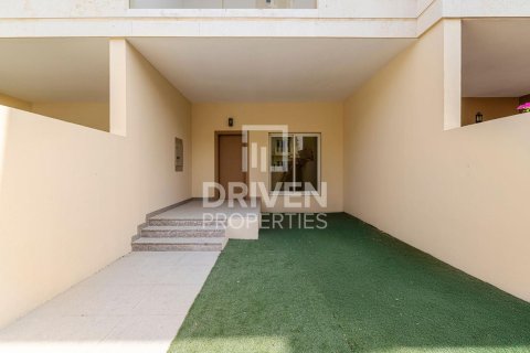 Villa till försäljning i Jumeirah Village Circle, Dubai, UAE 4 sovrum, 237 kvm Nr. 654396 - fotografi 18