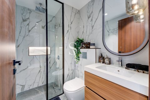 Apartment in Nadd Al Hammar, Dubai, UAE 2 bedrooms, 98 sq.m. № 699591 - photo 12