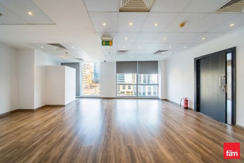 Escritório para venda em Business Bay, Dubai, EAU 213.4 m2 № 660275 - foto 7