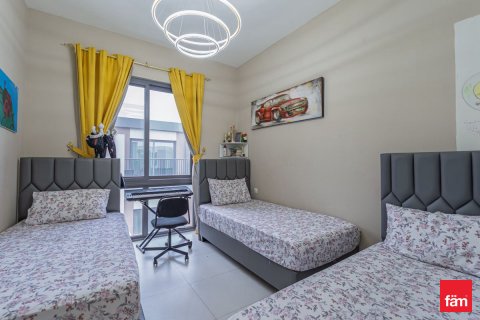 Villa in Dubai, UAE 4 bedrooms, 227.4 sq.m. № 633833 - photo 15