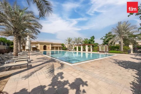 Villa itt: Dubai, EAE, 4 hálószoba, 457.2 m², azonosító: 652223 - fénykép 25