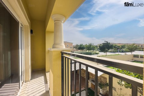 Villa in Dubai, UAE 4 bedrooms, 457.2 sq.m. № 652223 - photo 16