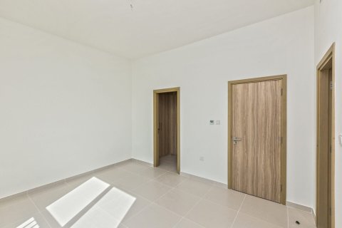 Casa urbana para arrendamento em Dubai Land, Dubai, EAU 2 quartos, 161 m2 № 703080 - foto 10