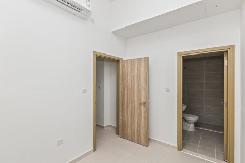 Casa urbana para arrendamento em Dubai Land, Dubai, EAU 2 quartos, 161 m2 № 703080 - foto 16