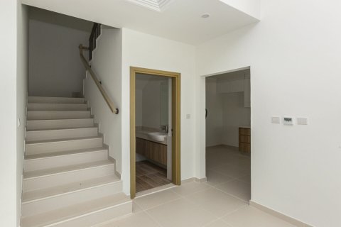 Casa urbana para arrendamento em Dubai Land, Dubai, EAU 2 quartos, 161 m2 № 703080 - foto 22