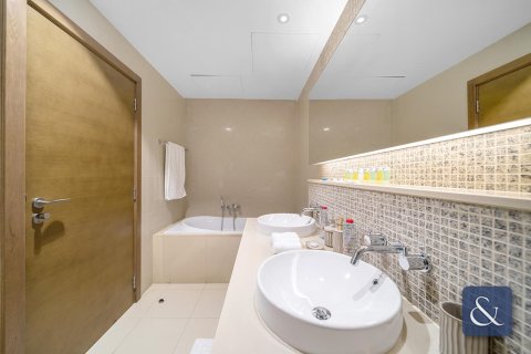 Apartman u CLAREN TOWERS u gradu Downtown Dubai (Downtown Burj Dubai), UAE 2 spavaće sobe, 117 m2 Br. 671578 - Slika 11