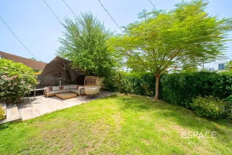 Villa te koop in Dubai Hills Estate, Dubai, VAE 4 slaapkamers, 229 vr.m., nr 649726 - foto 18