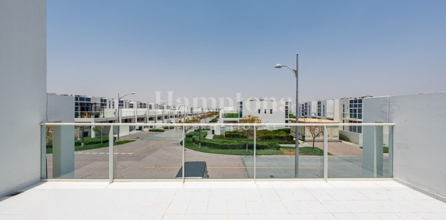 Dubai, संयुक्त अरब अमीरात में टाउनहाउस, 3 बेडरूम, 174.82 वर्ग मीटर, संख्या 652488